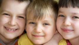 Насърчаваме ли децата или ги потискаме