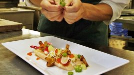 Запушете устата на зверския апетит с работа