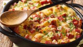 Запеканка с шунка и хляб