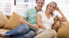 Защо някои мъже предпочитат по-възрастни жени