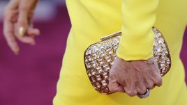 На кого отива жълтият цвят?