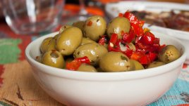 Салата с маслини по средиземноморска рецепта