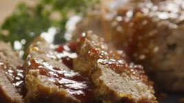 Кайма на фурна със сладко-кисел сос