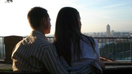 За какво най-често лъжем, когато се запознаваме с противоположния пол?