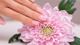 Как да направите нюд маникюра по-красив