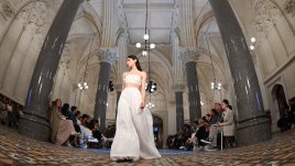 Бяла пола за лятото – как да я носим (+Снимки)