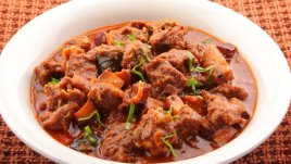 Телешко къри 