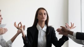 Как да се справите с токсичните колеги