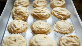 Глазура за десерти с фъстъчено масло 