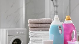 Как правилно да сортирате дрехите за пране 