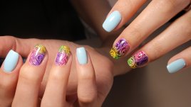 Маникюри в топли и студени цветове (+Снимки)