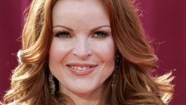 Маска с боровинки и грозде прави кожата по-млада