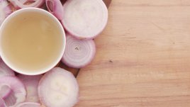 Супер ефикасна маска с мед, лук и лимон против косопад 