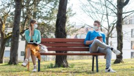 6 неща, които не трябва да докосвате на обществени места