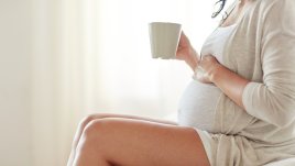 Кои чайове са безопасни през бременността и кои не