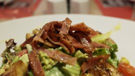 Агнешко с моркови и спанак