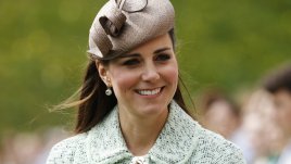 Кейт Мидълтън е приета в болница с родилни болки