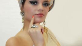 Арабска екзотика в грима за пролет-лято 2012