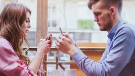 Тиндър – проклятие или благословия