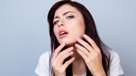 5 потенциални причини за поява на окосмяване по брадичката 