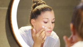 Защо да ползвате серуми, обогатени с витамин C?