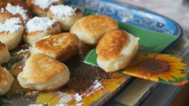 Руски мекици с извара 