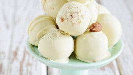 Бонбони с бял шоколад