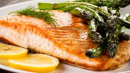 Печена сьомга с кленов сироп 