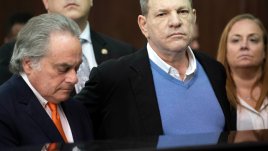 От 5 до 25 години затвор грозят Харви Уайнстийн