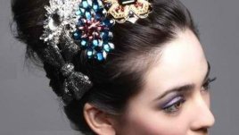 Красиви идеи за празнични прически (галерия)