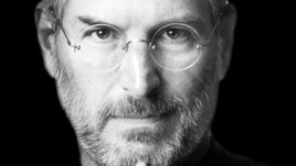 Знаете ли, че... Стив Джобс купил на секретарката си кола, защото закъсняла?