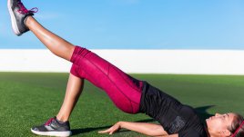 Йога пози за стягане на дупето и бедрата