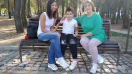 „Бригада Нов дом“ преобразява дома на 8-годишния Влади и незрящата му майка