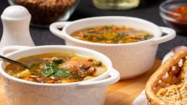 Супа с пилешко и леща