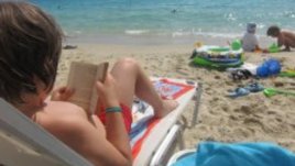 Кой избира книгите, които децата ни четат?