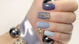 Маникюр за годината на Белия Метален Плъх
