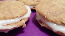 Домашни бисквити с бял крем