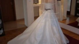 Защо напълняваме след брака