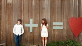 Изоставена от съпруга си жена с две деца, принудена да работи на две места