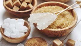 И в захарта има животински продукти?