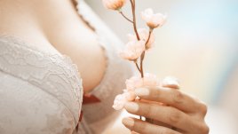 Какво се случва с гърдите, когато спрете секса? 