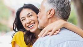 Наистина ли връзките между партньори с голяма разлика са щастливи?