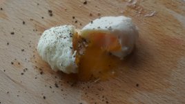 Видео  рецепта: Поширано яйце