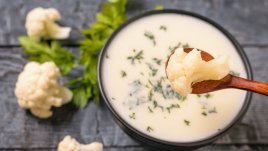 Крем супа с печен карфиол и сметана