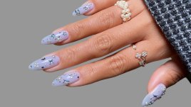 Кристали в маникюра – време е да заблестим (+Снимки)