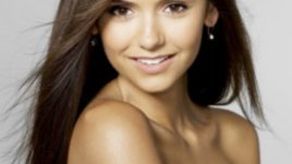 Тетрадки с "Училище за вампири", скицник с Нина Добрев