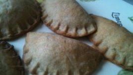 Чудни солени кифлички с месо