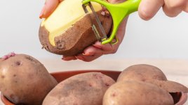 Алтернативни употреби на обелките от картофи 