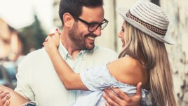 Защо е важно да показвате привързаност към партньора си