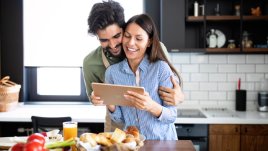 8 неща, които ни помагат да поддържаме връзката си пълноценна